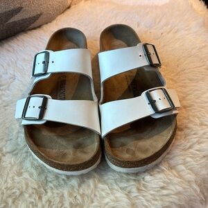 Birkenstock ‘Arizona’ Birko-Flor Vegan leather upper